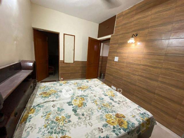 2 BHK Flat In Jal Vayu Vihar for Rent In Sector 25, Jal Vayu Vihar