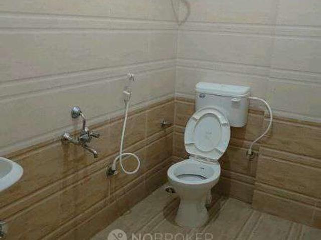 2 BHK Flat In Jc Heights For Sale In Vidyaranyapura