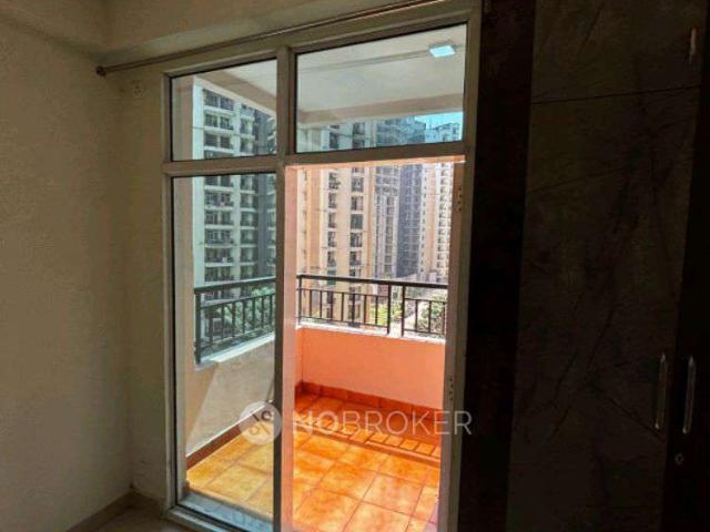 2 BHK Flat In Jkg Palm Court for Rent In Jkg Palm Court