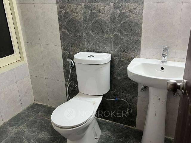 2 BHK Flat In Jkg Palm Court for Rent In Sector 16