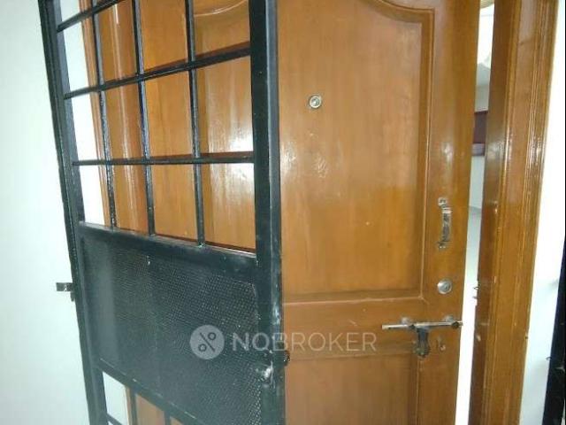 2 BHK Flat In Kubera Silver Sky, Manikonda for Rent In Mani