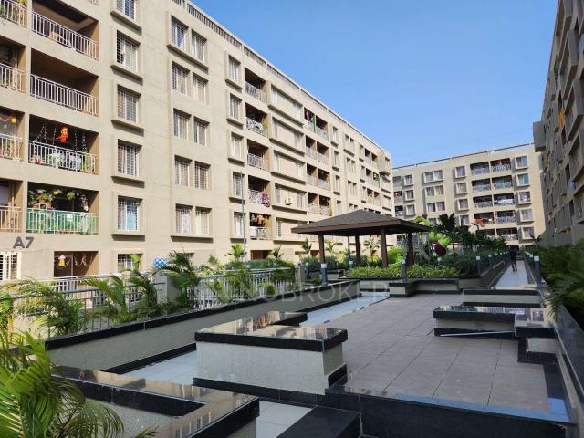 2 BHK Flat In Kumar Pebble Park, Hadapsar for Rent In Hadapsar