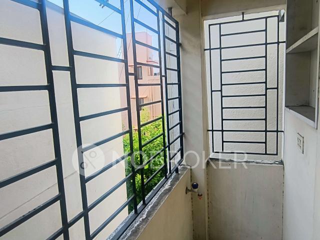 2 BHK Flat In Kumaran Saravana For Sale In Medavakkam