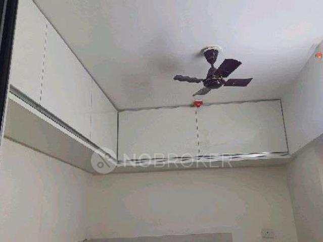 2 BHK Flat In Kalpataru Serenity Housing Society for Rent In Hadapsar