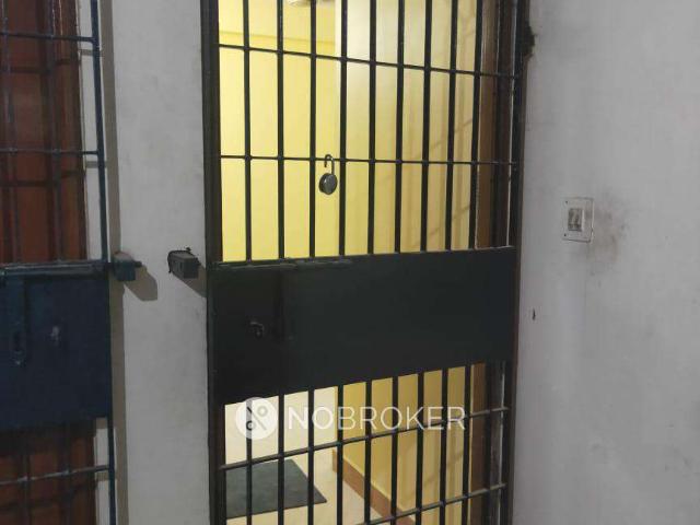 2 BHK Flat In Kannan Apartments For Sale In Adambakkam