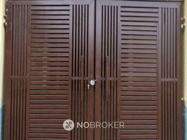 2 BHK Flat In Kasana Apartment for Rent In Dlf Ankur Vihar