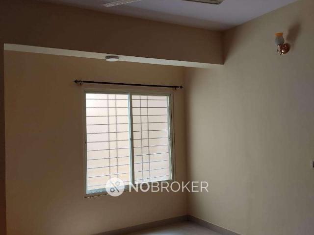 2 BHK Flat In Kastle Krishna Apt For Sale In Hebbal