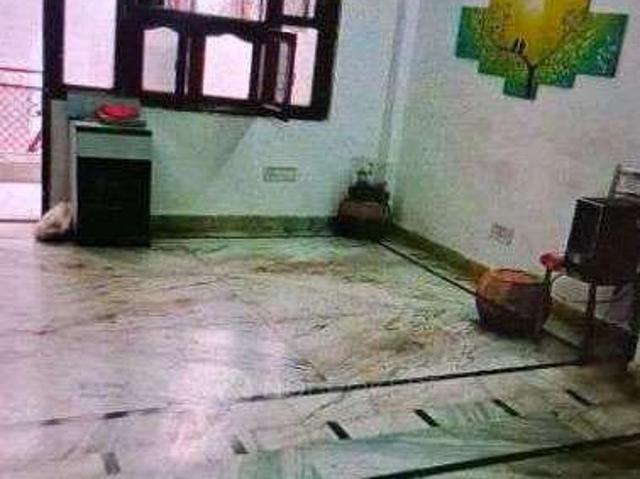 2 BHK Flat In Keder Building For Sale In Malka Ganj