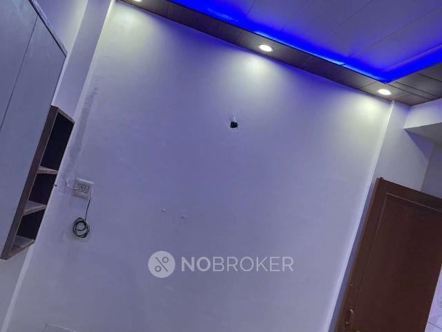 2 BHK Flat In Khirki Extention for Rent In Khirki Extension