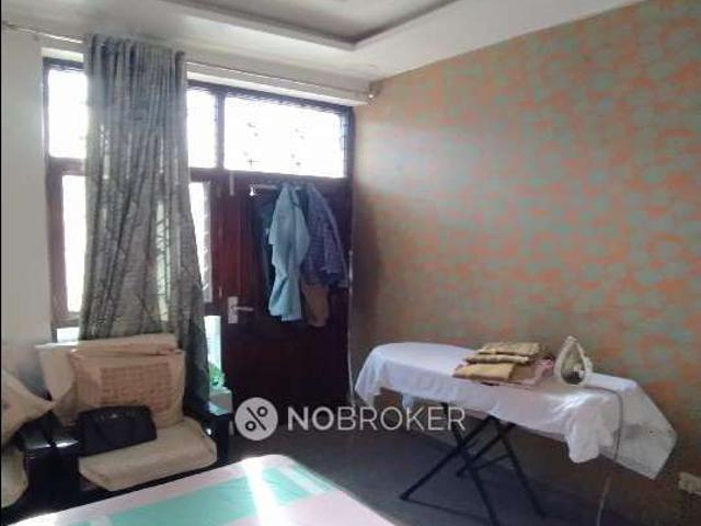 2 BHK Flat In Kiran Apartment For Sale In Saini Enclave 110092