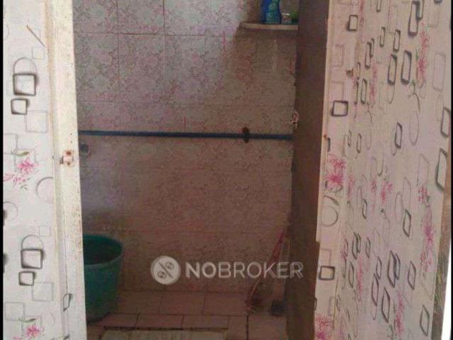 2 BHK Flat In Kiruthika Flats for Lease In Janaki Ammal St