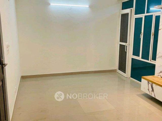 2 BHK Flat In Km Residency for Rent In Raj Nagar Extension