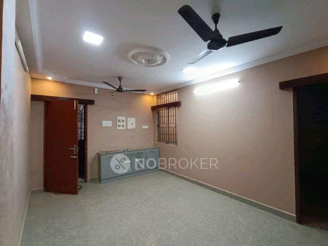 2 BHK Flat In Krishna Apartment for Rent In Kothandaramar K