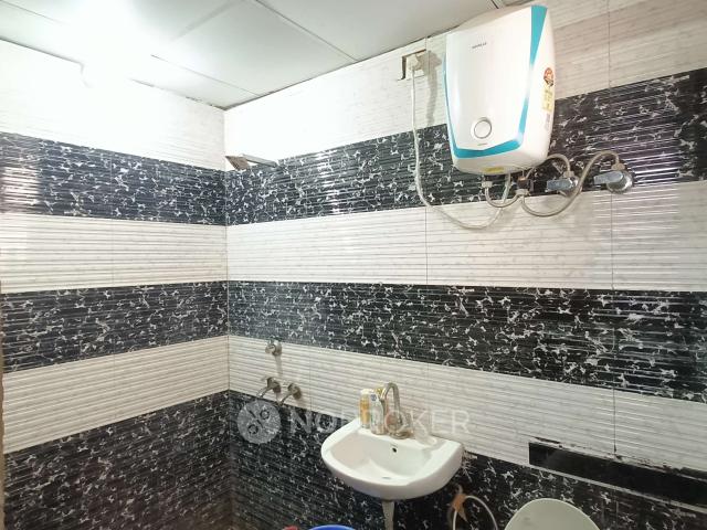 2 BHK Flat In Krishna Apartment For Sale In Sector 25 Dwarka, Bharthal