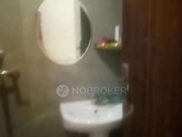 2 BHK Flat In Krystal Floors for Rent In Khera Choganpur