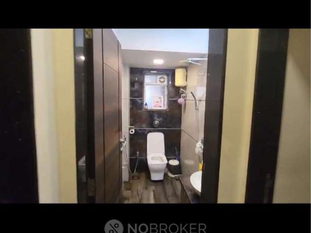 2 BHK Flat In Lubna Apartment for Rent In Malad West