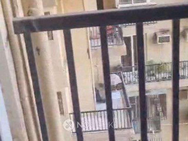 2 BHK Flat In La Residentia for Rent In Techzone Iv