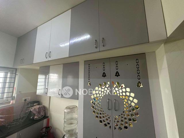 2 BHK Flat In Lakshmi Apartment for Rent In Velachery