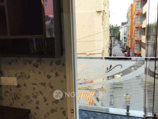 2 BHK Flat In Lakshmi Nilaya for Rent In Bommanahalli