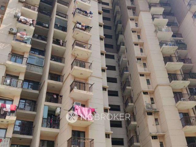 2 BHK Flat In Logix Blossom County For Sale In Sector 137