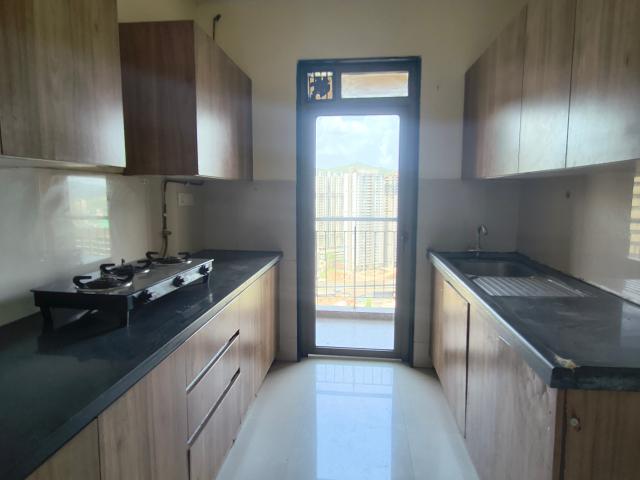 2 BHK Flat In Lodha Vivant, Ghodbunder Road For Sale In Tha