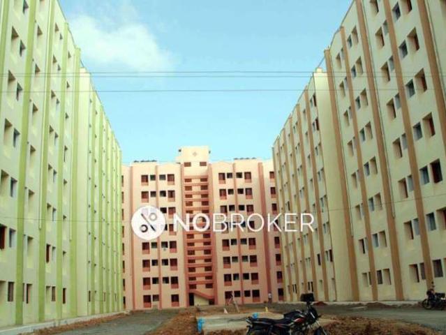 2 BHK Flat In Puliyur Housing Board For Sale In Kodambakkam