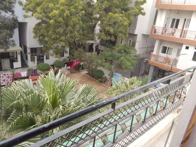 2 BHK Flat In Pundika Vihar for Rent In Pitam Pura