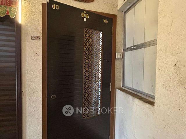 2 BHK Flat In Puraniks Kanchan Pushp Society for Rent In Thane West