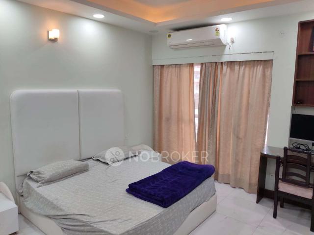 2 BHK Flat In Purvanchal Royal City for Rent In Chi V