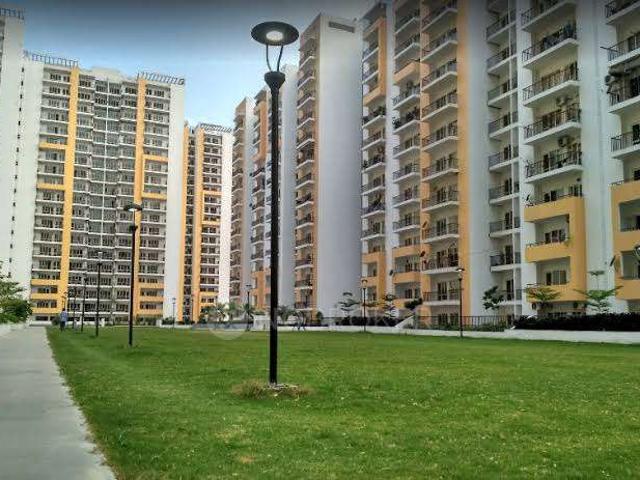 2 BHK Flat In Panchsheel Greens For Sale In Sector 16b