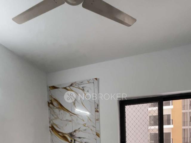 2 BHK Flat In Panchsheel Greens 2 for Rent In Sector 16b
