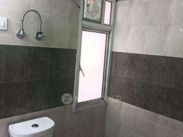 2 BHK Flat In Panchsheel Greens 2 for Rent In Panchsheel Gr