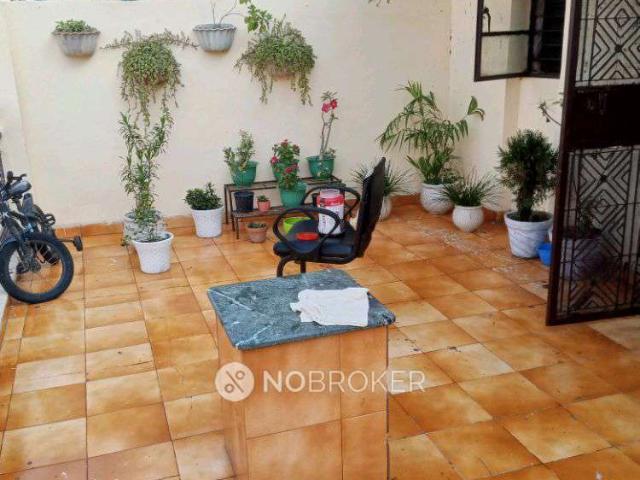 2 BHK Flat In Paschim Vihar Gh 5 And 7 for Rent In Paschim Vihar