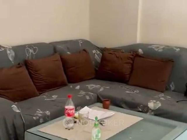 2 BHK Flat In Paramount Golf Foreste for Rent In Surajpur