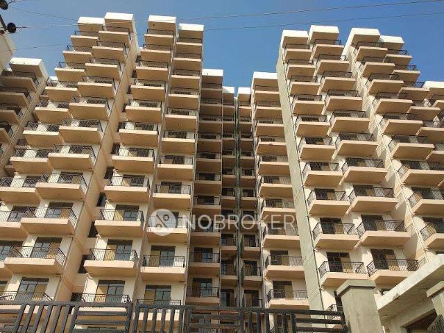 2 BHK Flat In Pareena Laxmi Apartments for Rent In Sector 99a