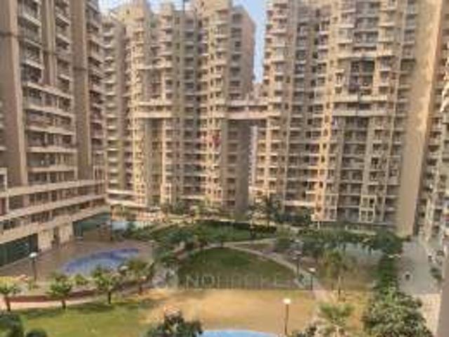 2 BHK Flat In Park Avenue Aoa for Rent In Sector 4