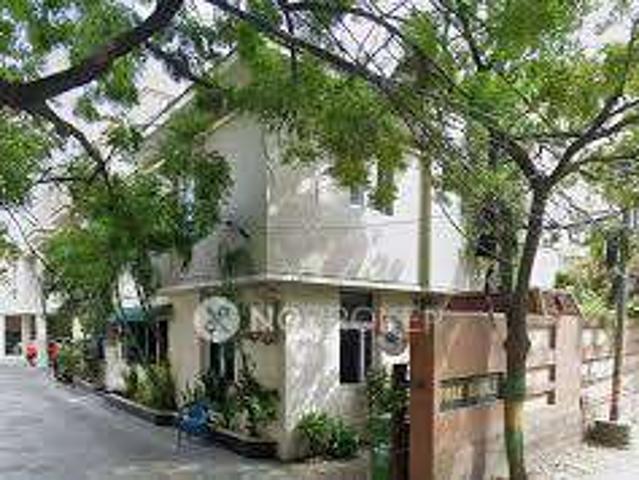 2 BHK Flat In Parkroyale for Lease In Nungambakkam Railway