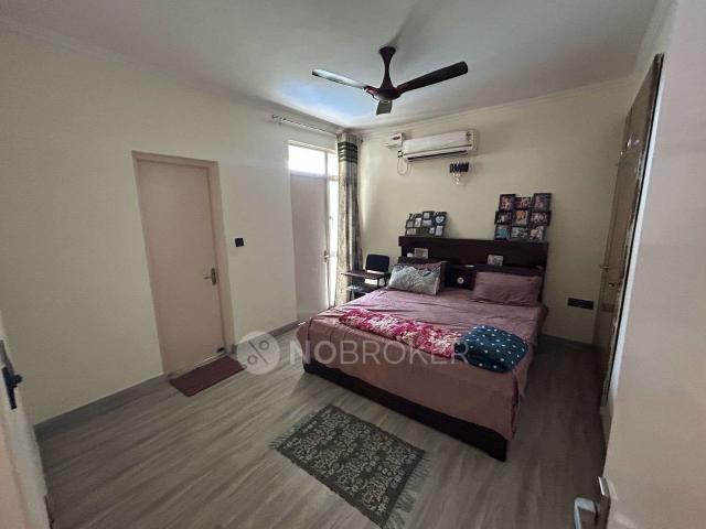 2 BHK Flat In Parsvnath Regalia for Rent In Grand Trunk Ro