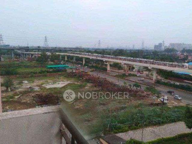2 BHK Flat In Parsvnath Sterling for Rent In Parsvnath Ste