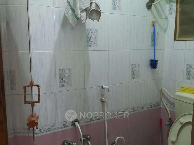 2 BHK Flat In Parvathi Paramasivam Apt for Rent In Chromepet