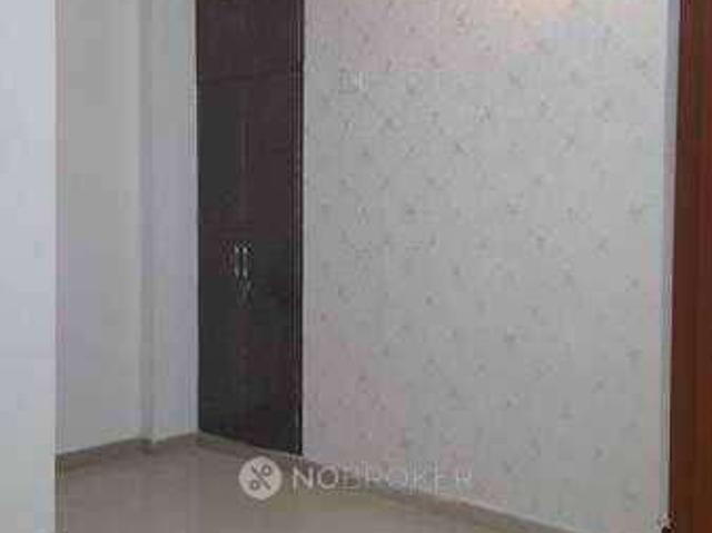 2 BHK Flat In Patel Garden Extn. Kakrola For Sale In Kakrola