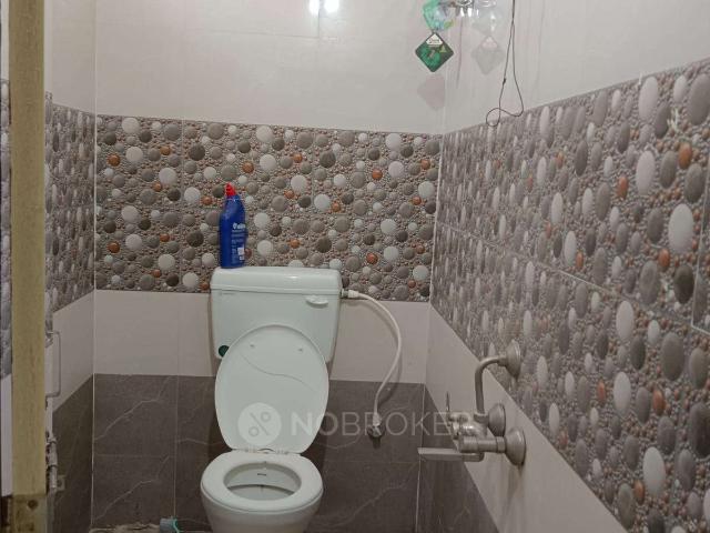 2 BHK Flat In Pavan Nilayam for Rent In Hafeezpet