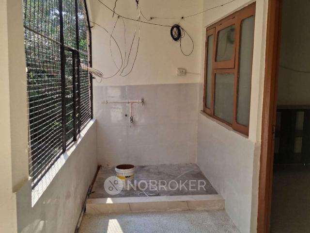 2 BHK Flat In Pavan Towers for Rent In Padma Rao Nagar