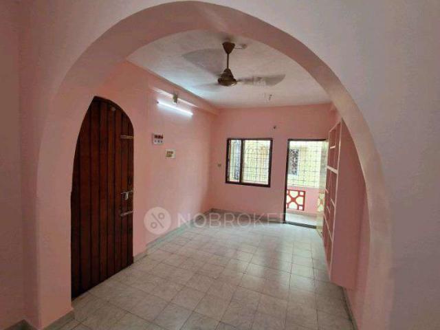 2 BHK Flat In Pavithralya Apartment for Rent In Amman Koil Street