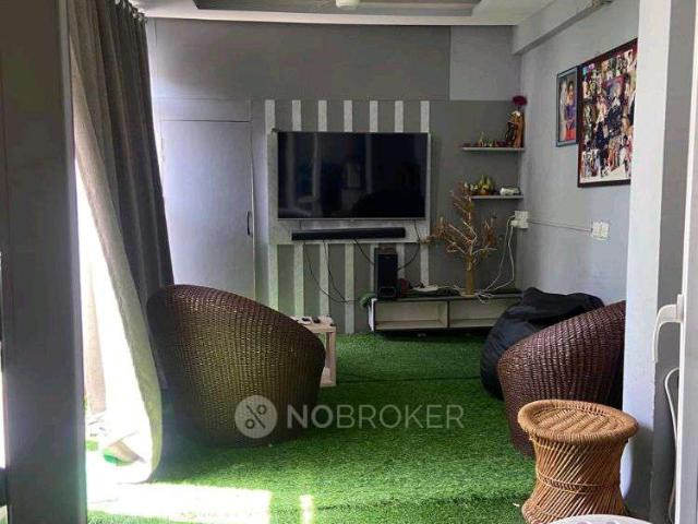 2 BHK Flat In Plaza Elite Acres. Private Terrace Property