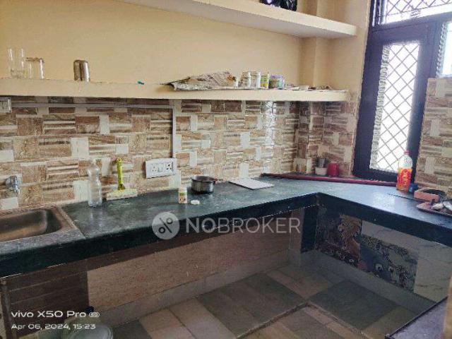 2 BHK Flat In Pooja Aprtment Patel Nagar 2nd for Rent In Ghaziabad Rrts Station