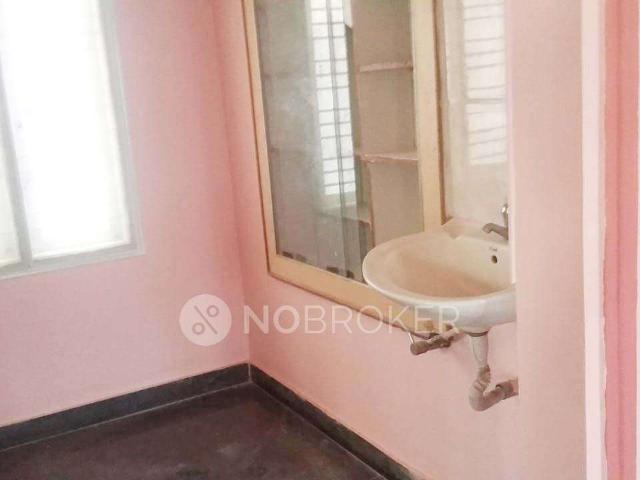 2 BHK Flat In Pranayasri for Lease In Thanisandra