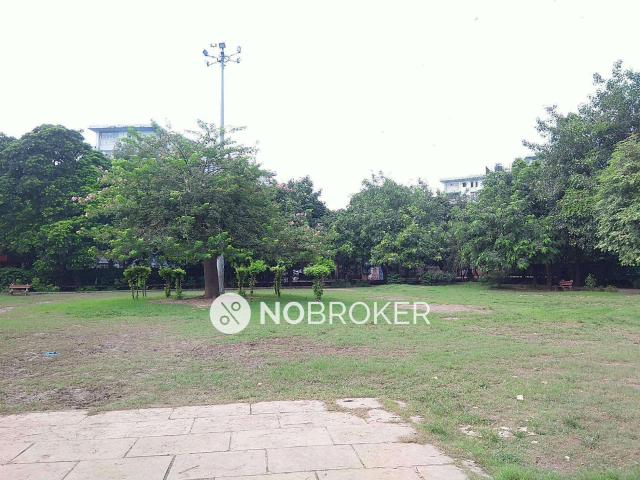 2 BHK Flat In Pradhan Complex For Sale In Mandawali