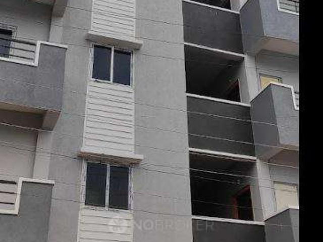2 BHK Flat In Pragathi Infra Abode, bharath Nagar, mosapet For