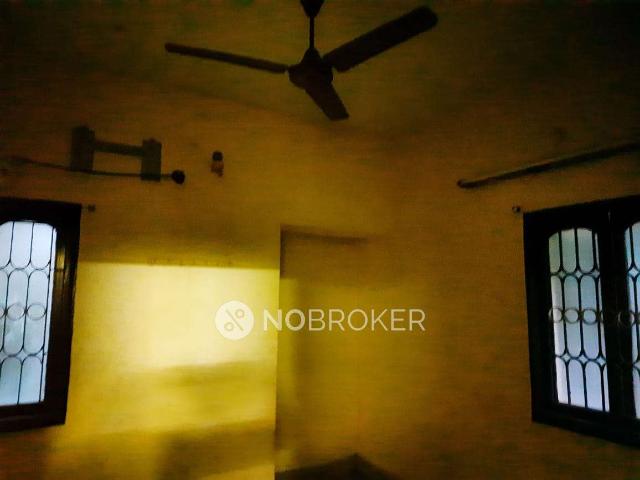 2 BHK Flat In Prashnath Apartment For Sale In Puzhuthivakkam, Madipakkam
